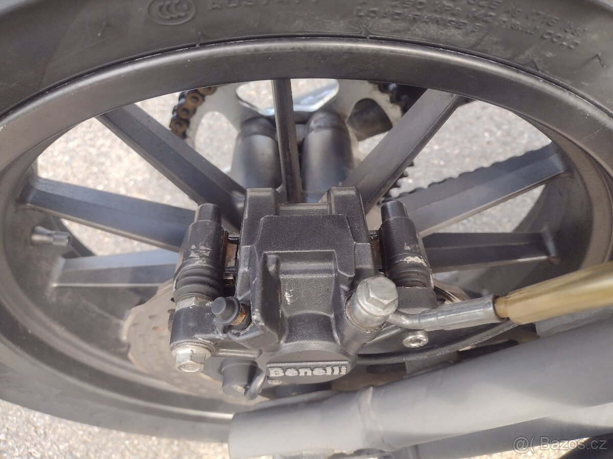 Benelli BN 302 A2 28 kW r. 2015 - 11