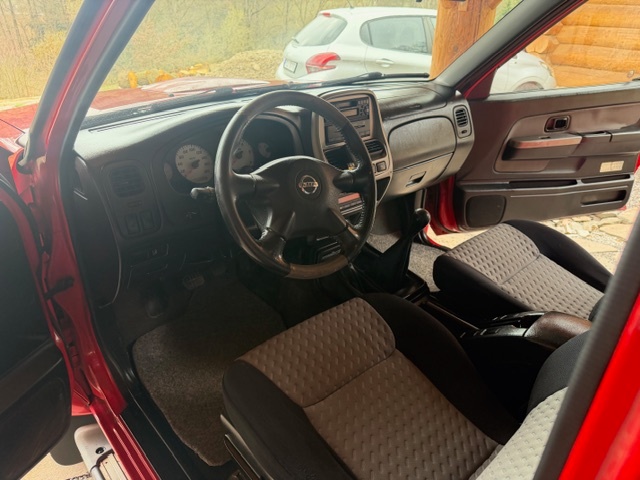 Nissan Navara D22 - 11