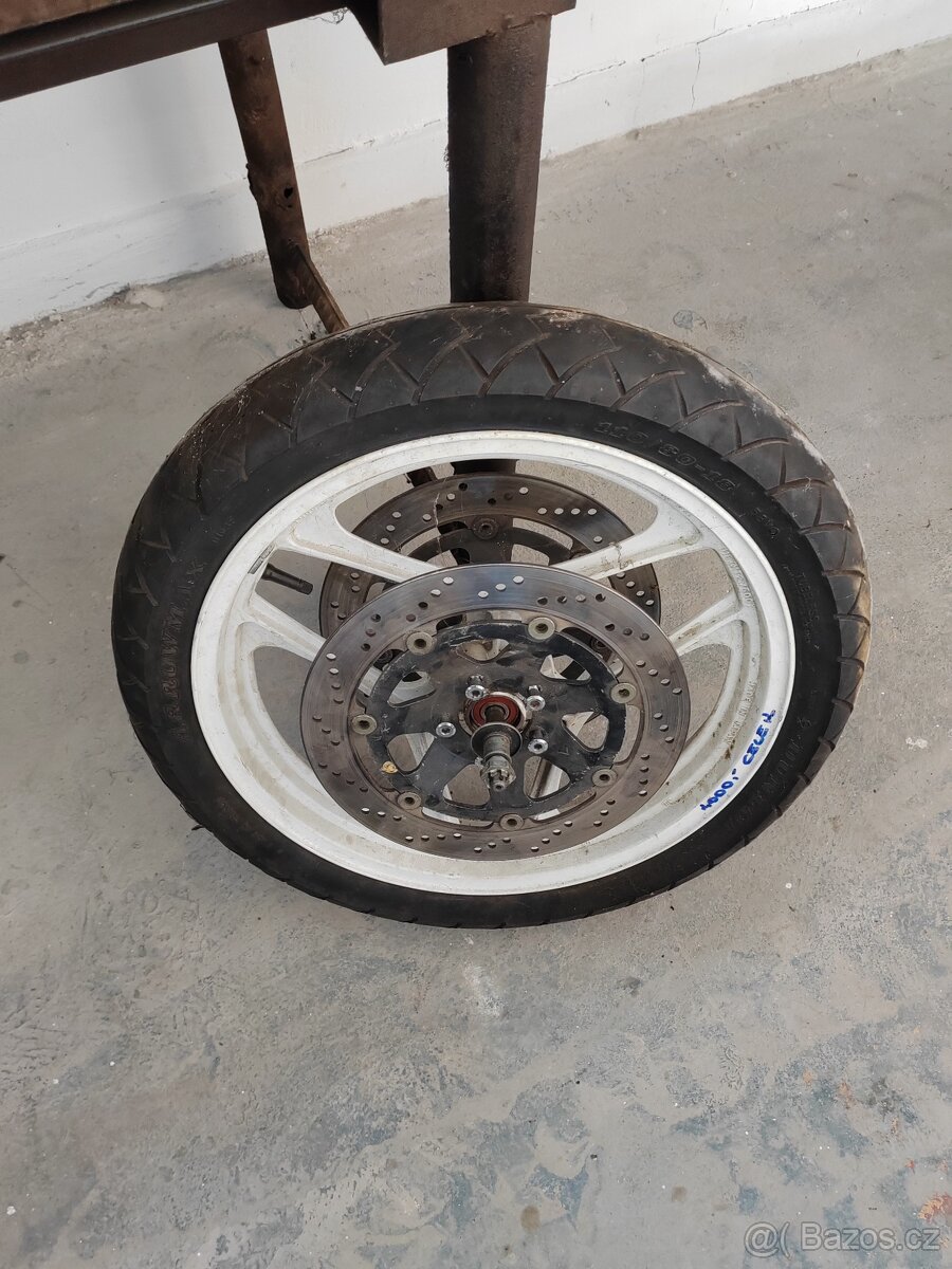 SUZUKI GSX-R 750 GR75A náhradní díly - 11