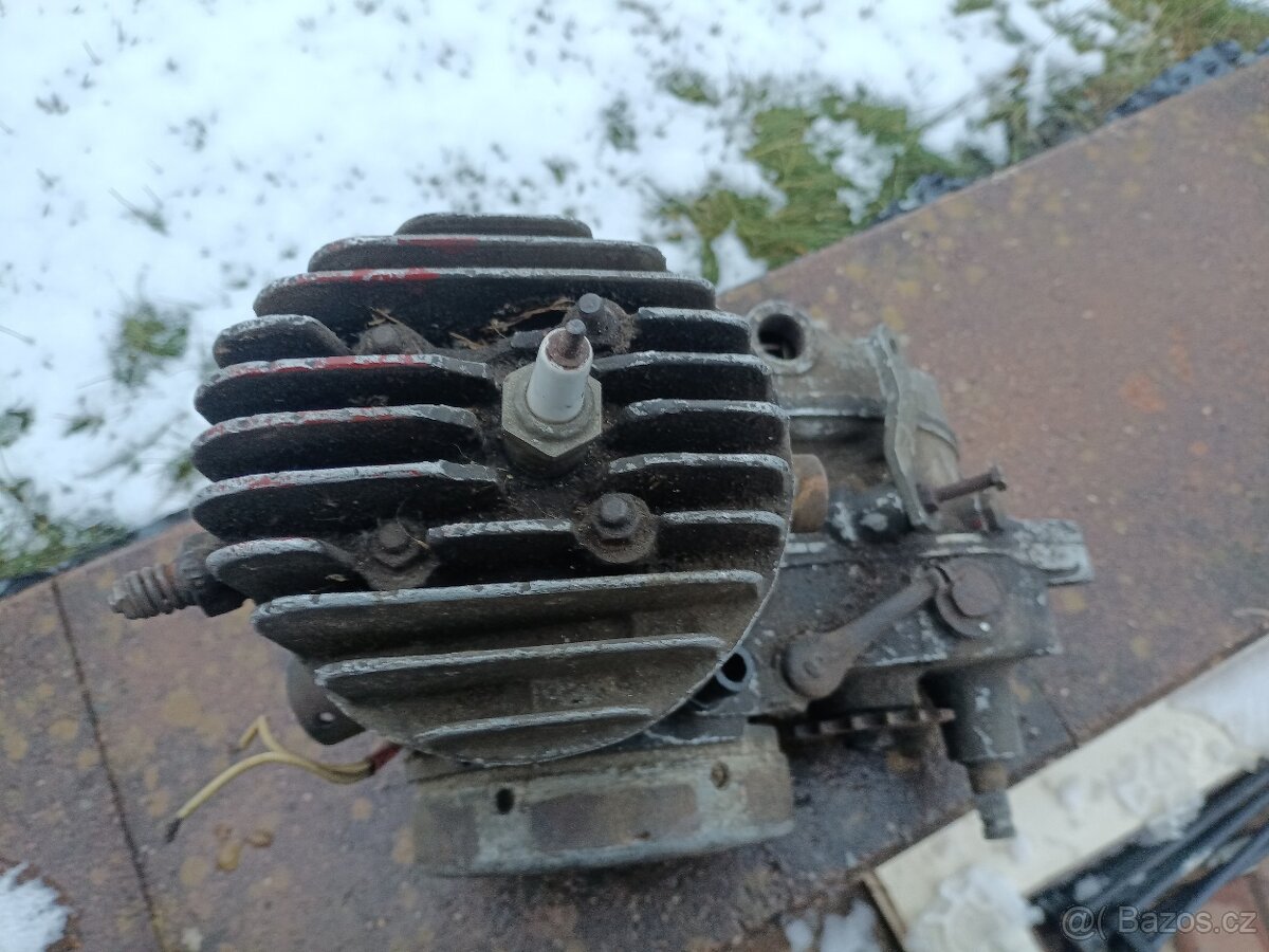 ČZ 98 125 A,B,C,T, 125,150 C - 11