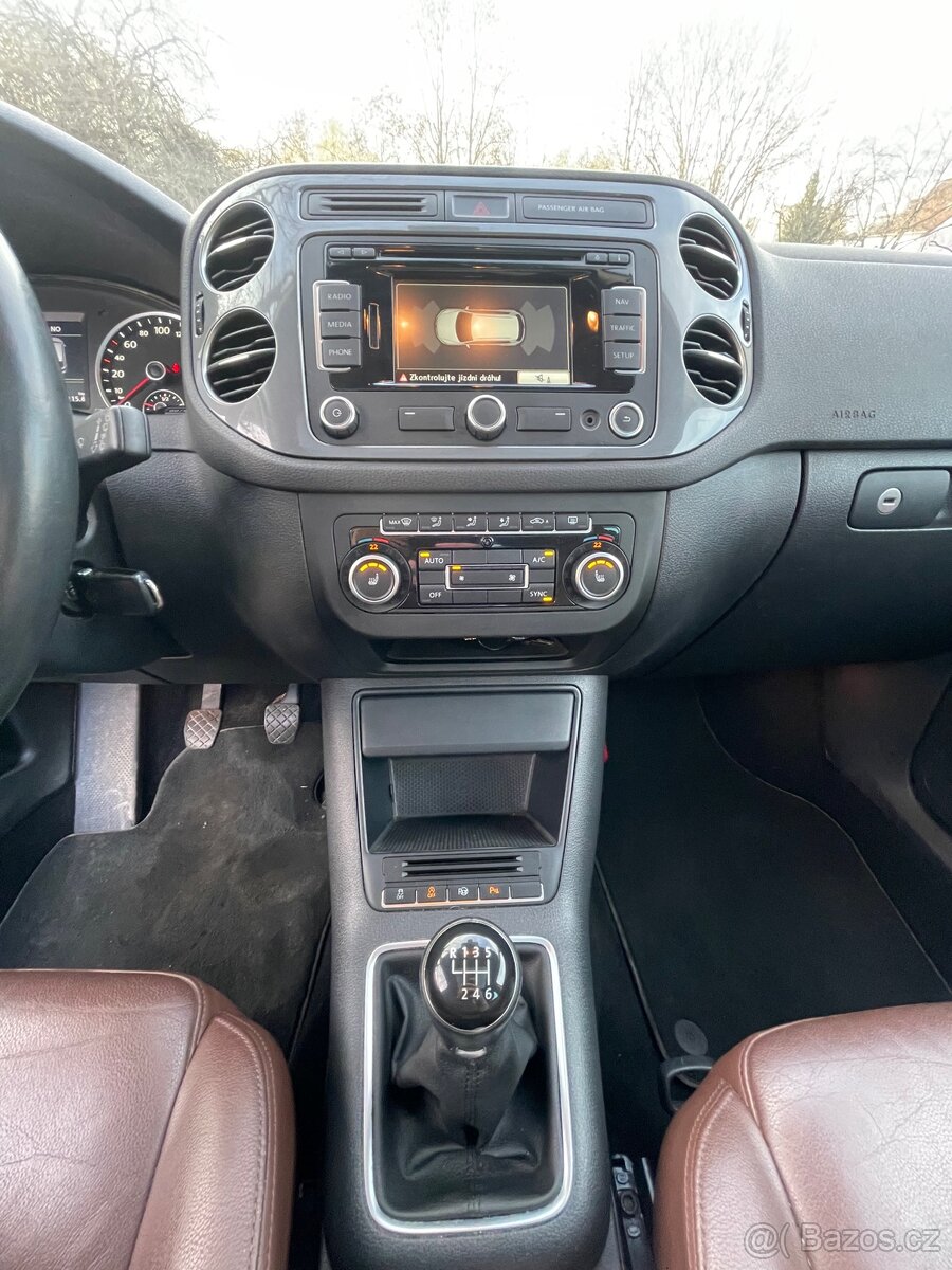 Volkswagen Tiguan 1.4 TSI - 11