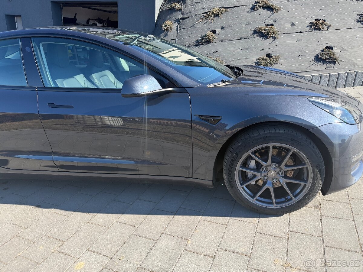 tesla 3 long range awd 4x4 - 11