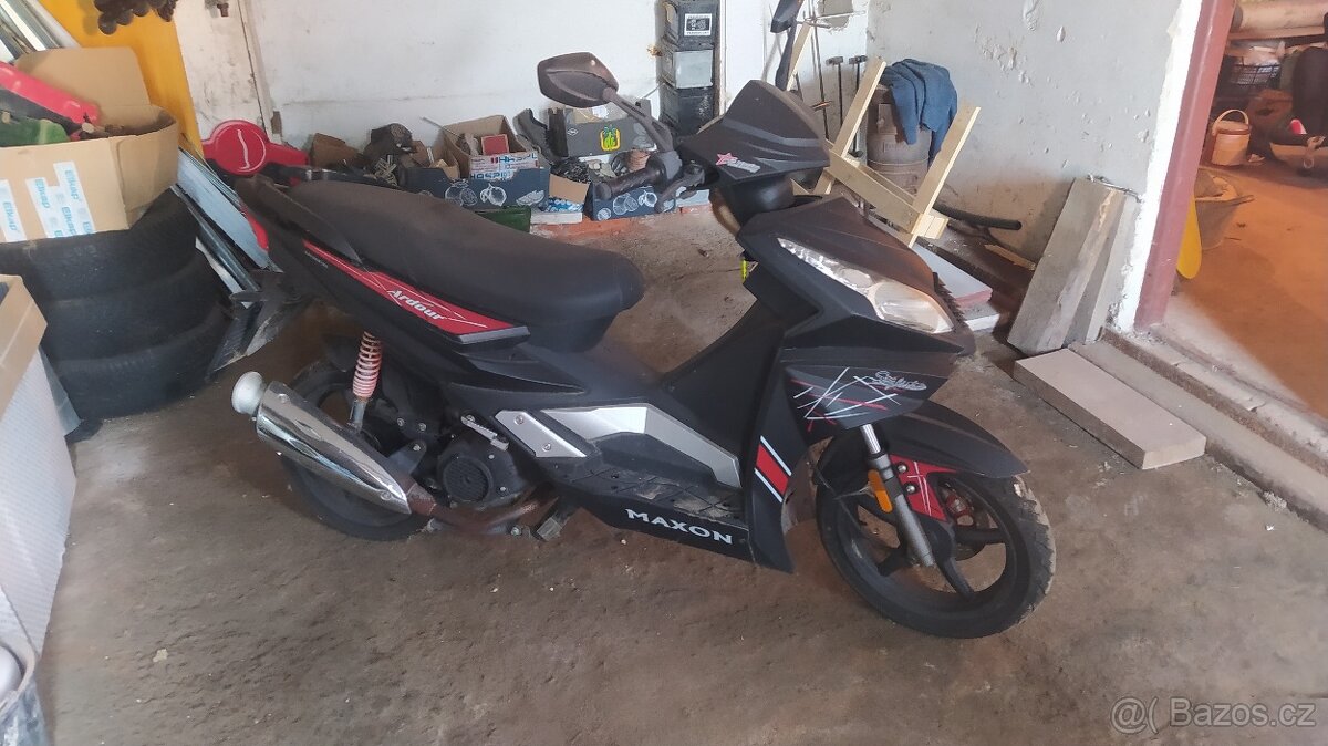 MAXON ARDOUR 125 ccm³ skútr - 11