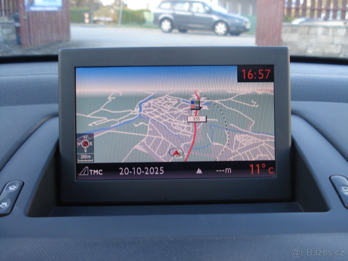 Peugeot 308 SW 1.6 HDI,NAVI,SERVISKA - 11