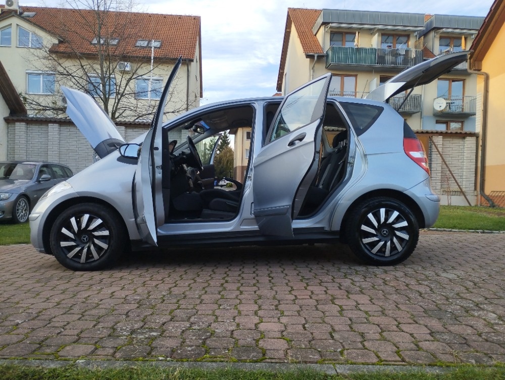 MERCEDES-BENZ A160CDI NOVÁ STK,AUTOMAT - 11