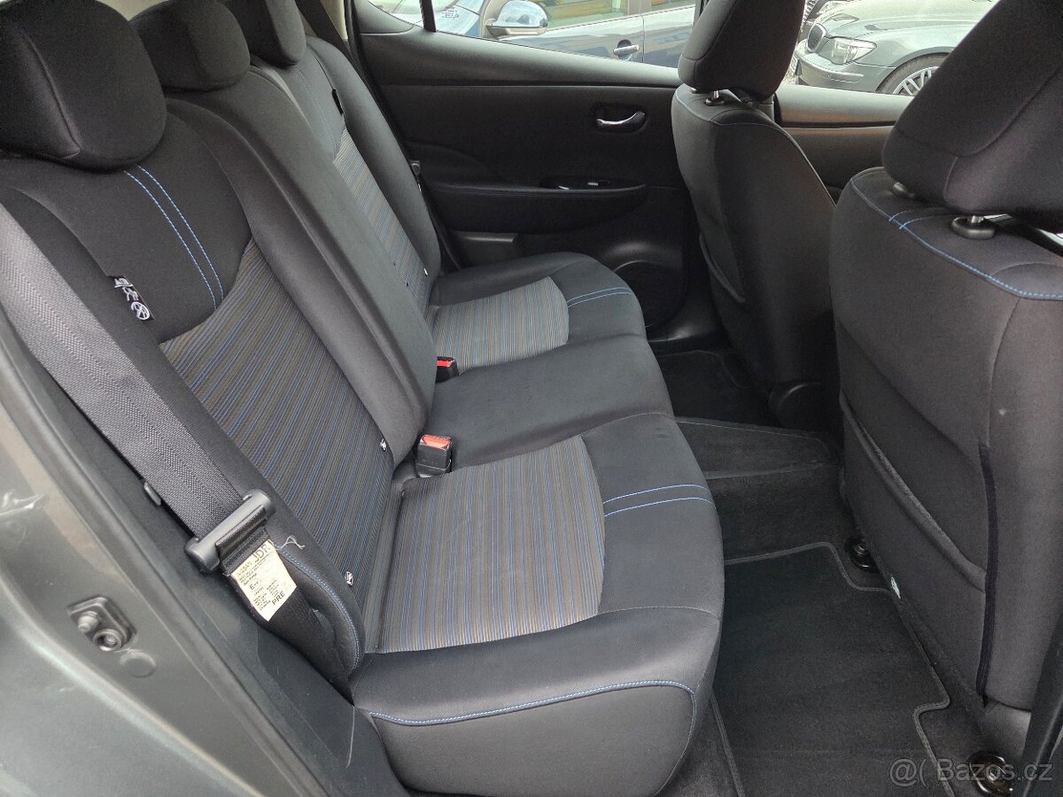 Nissan LEAF, 40 KWH - 11