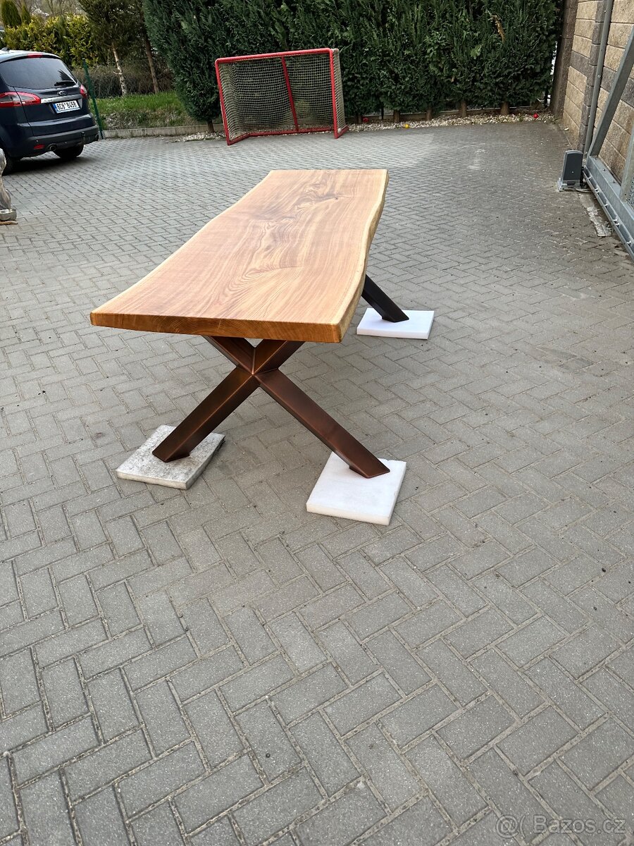 Dubový stůl masiv - 11