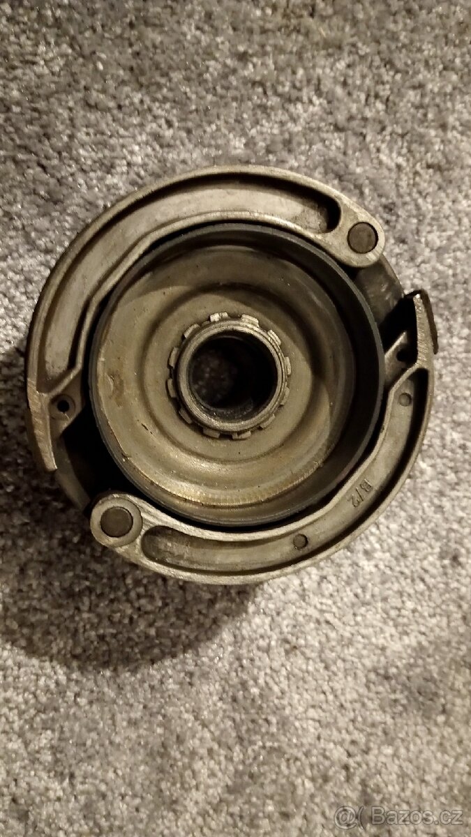 Prodám díly z motoru na Babetta 210 - 11