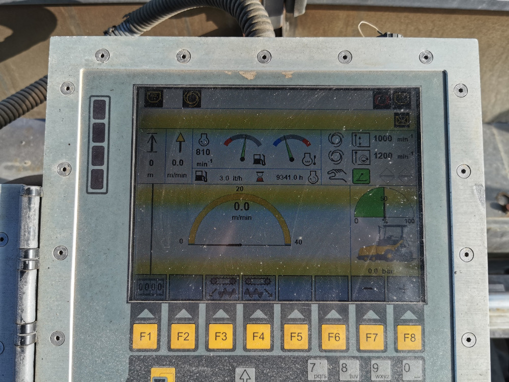 Prodám VOLVO ABG 6870 kolový finišer - 11