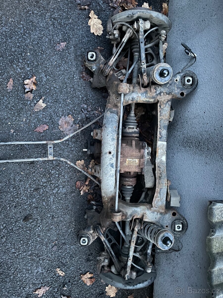 Náhradní díly bmw e90/91 - 11