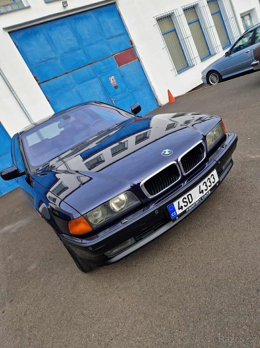 BMW E38 728iA ⭐️ZÁNOVNÍ STAV - STATISÍCE PROINVESTOVÁNO⭐️ - 11
