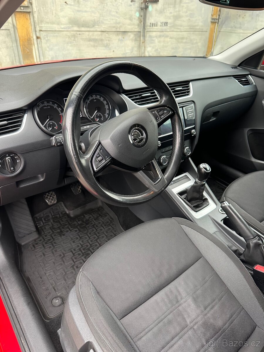 Škoda Octavia 1.6 tdi 85KW - 11