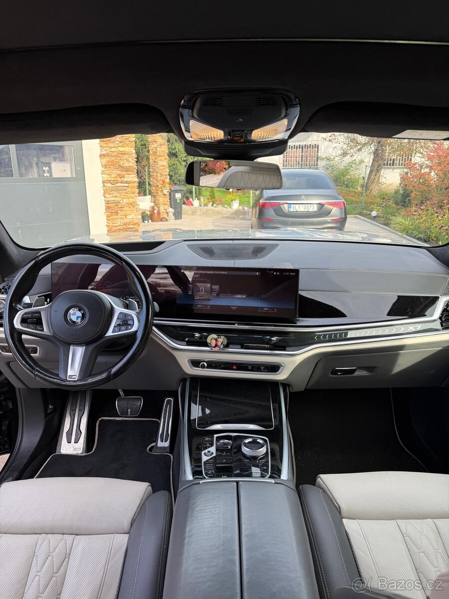 BMW X7 xDrive 40d M packet Nový motor - 11