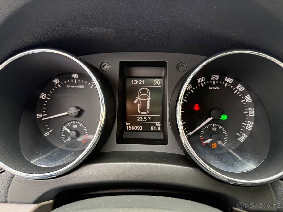 ŠKODA YETI 1,4 TSI STYLE 4x4 DSG - XENON, PARK. KAMERA - 11