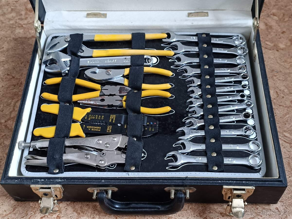 Sada nářadí v kufříku - 11