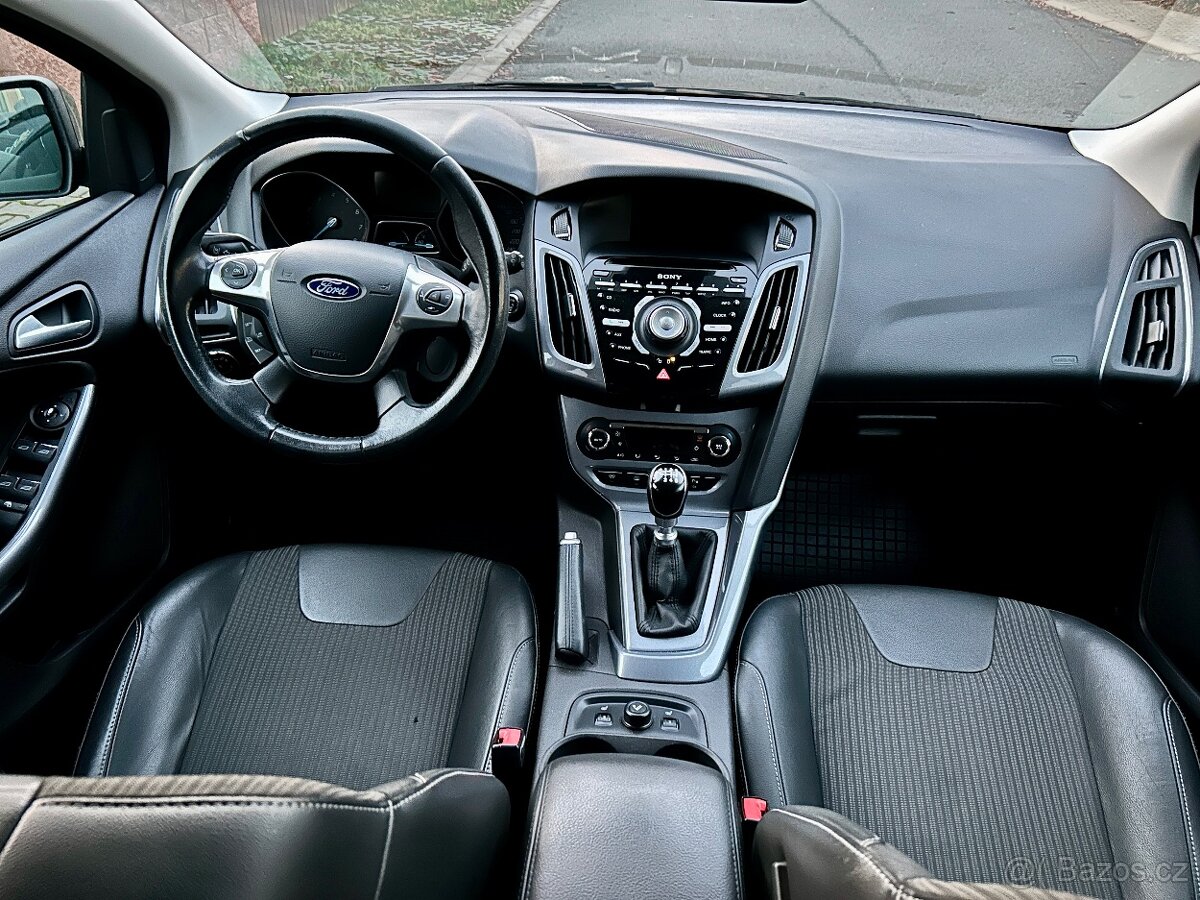 FORD FOCUS COMBI 1.6 EcoBoost 110KW MAX VÝBAVA - 11