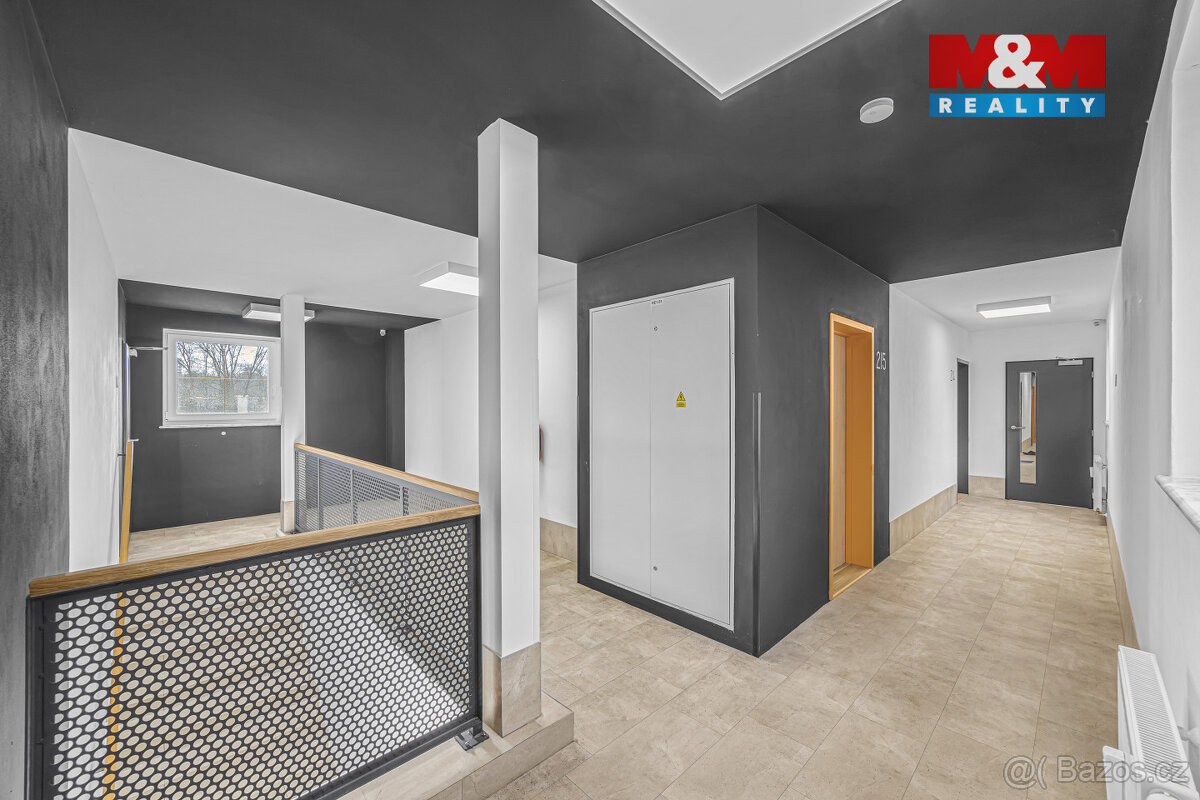 Prodej bytu 1+kk, 17 m², Praha 9, ul. U Lidového domu - 11