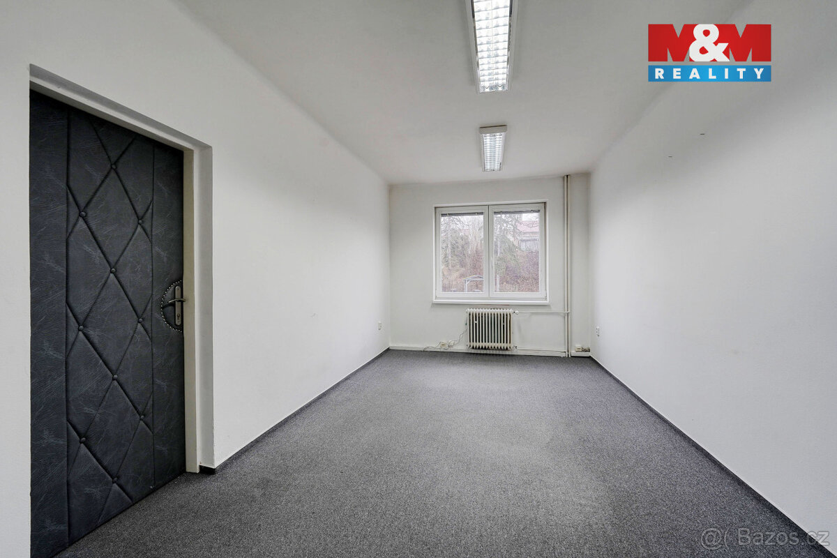 Pronájem kancelářského prostoru, 1096 m², Rokycany - 11