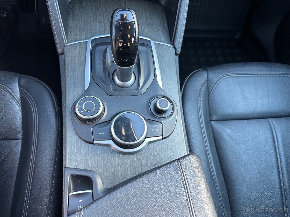 Alfa Romeo Stelvio 2.0T, 280k, AWD, Aut., top stav - 11