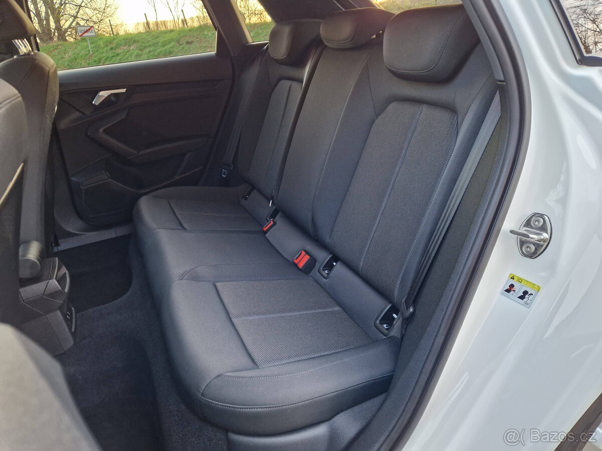 AUDI A 3 1,0 TSI 81 KW S-line DPH - 11