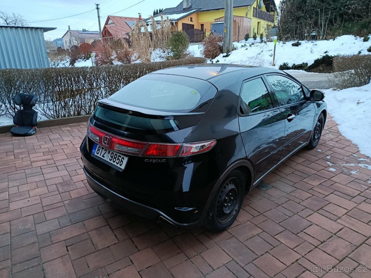 Honda Civic 1.8 iVTEC - 11