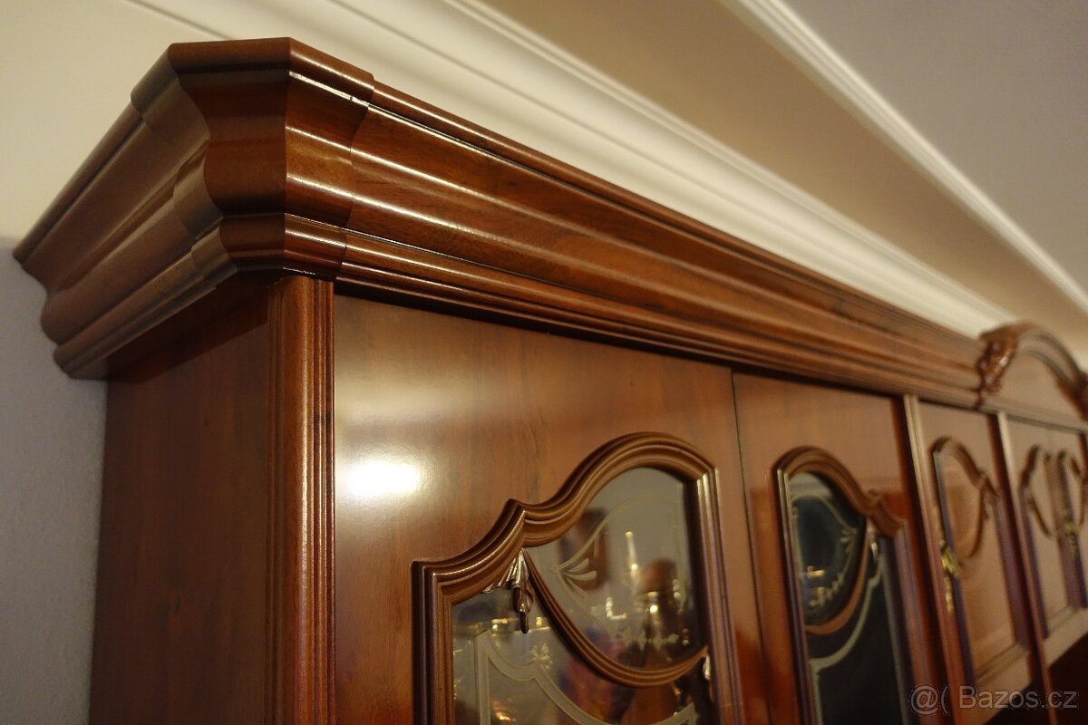 Skriňa/ obývacia stena - 11