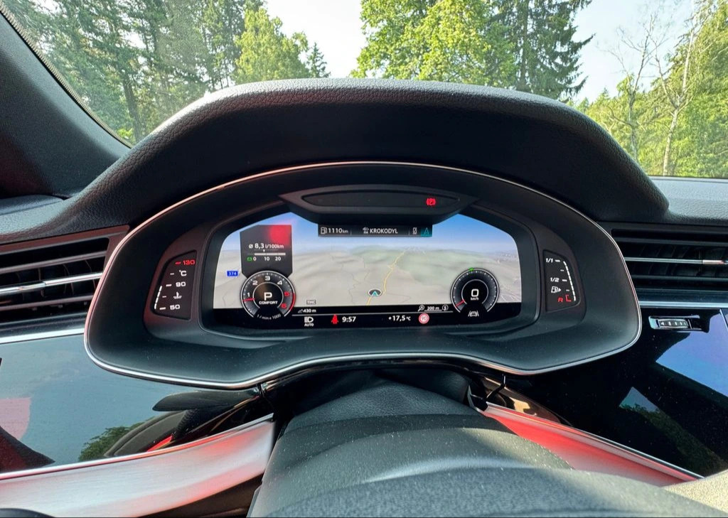 Audi Q8 50TDI QUATTRO S-LINE, s DPH - 11