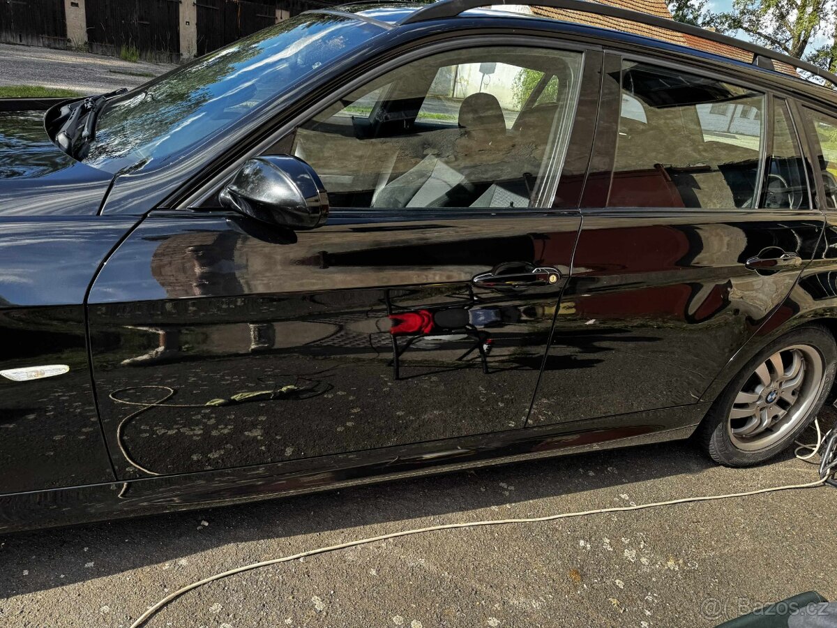 BMW E91 MPaket 320d 120kw - 11