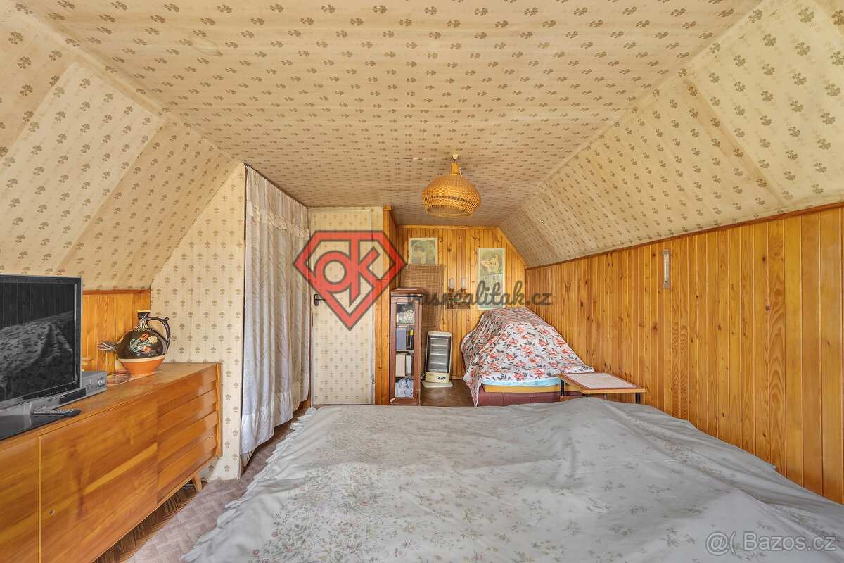 PRODEJ - rodinný dům v Dolní Hedeči - 11