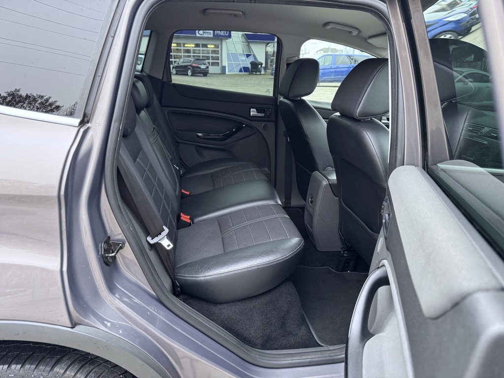 Ford Kuga, 2.0 TDCI 4x4 103 kW Titanium - 11