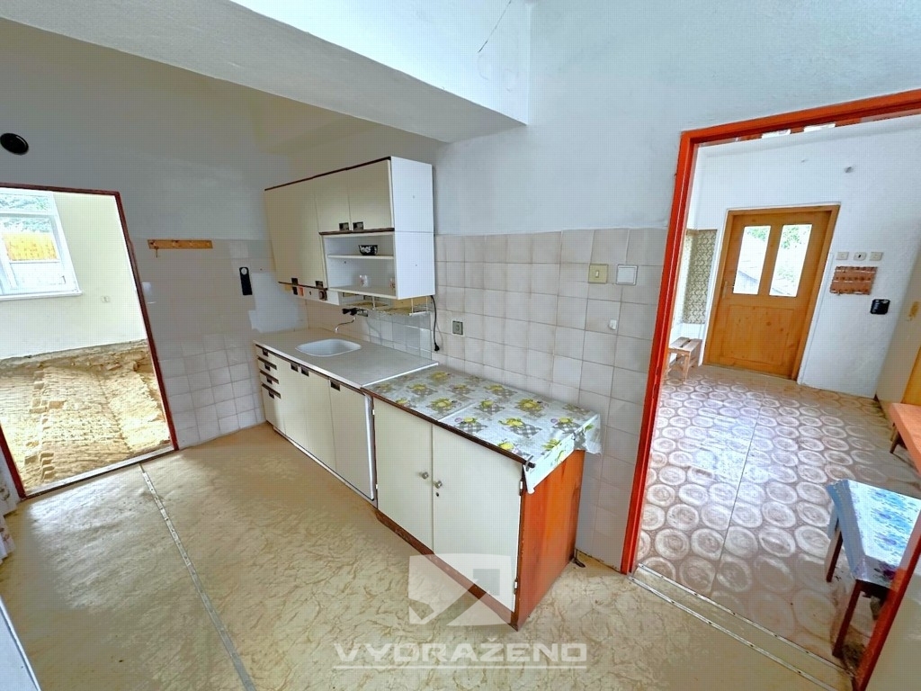 Dům s kůlnou (160 m2), Vlkaneč, Kutná Hora - 11