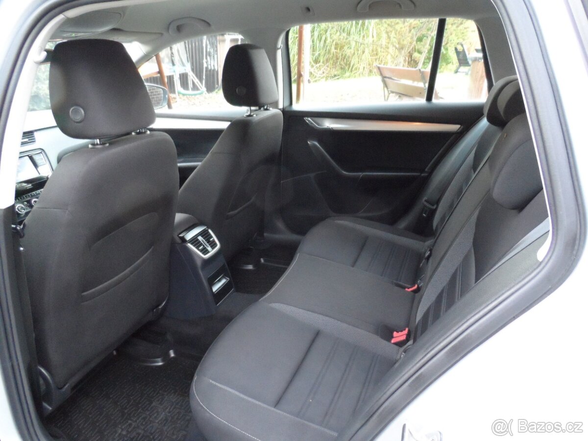 Škoda Octavia 1,6 Tdi 85 kw 1.Majitel,Aut klima,R.V 10/2019 - 11