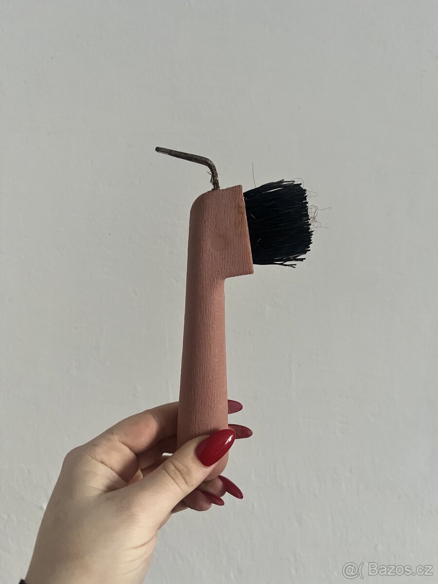 Věci pro koně - 11