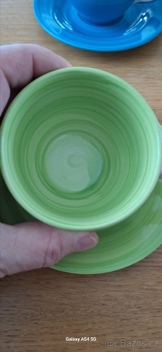 Sada veselých hrnečků. - 11