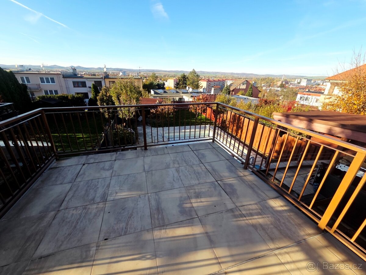 Prodej RD 5+2 v Uherském Hradišti - Mařaticích - 11