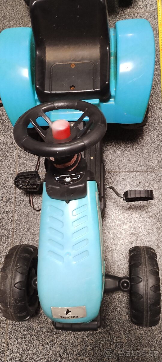 Šlapací traktor dětský velký - 11