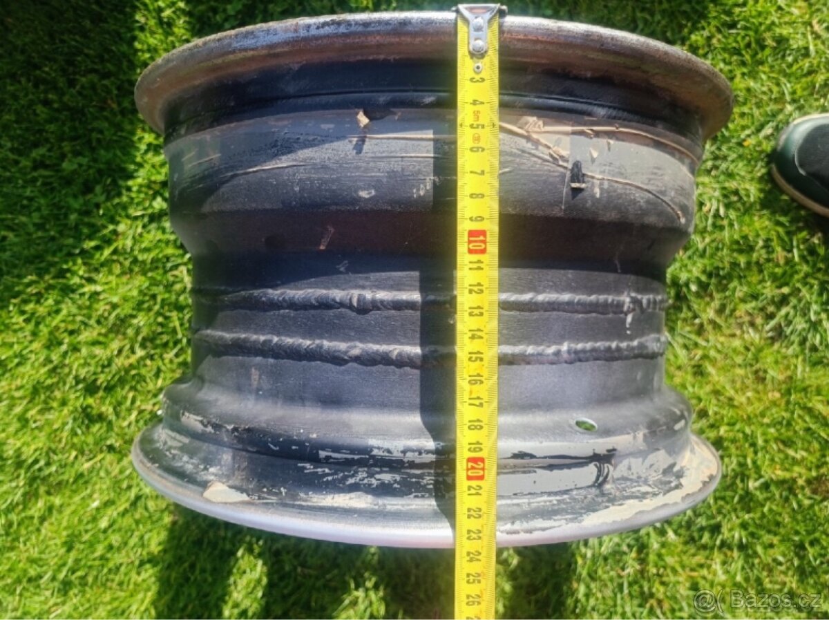 Převářky 4x100 R15 - 11