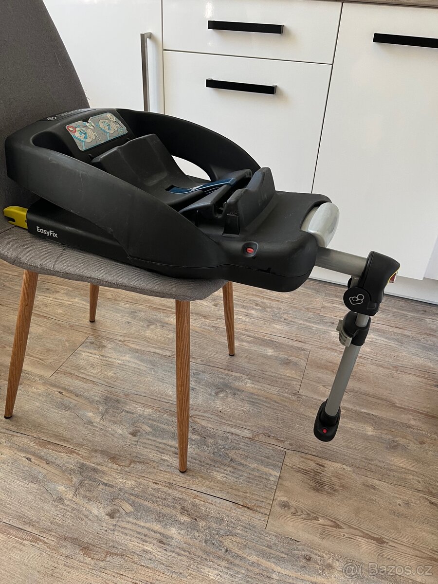 AUTOSEDAČKA MAXI COSI CABRIOFIX 0-13KG + ZÁKLADNA + PŘÍSL. - 11