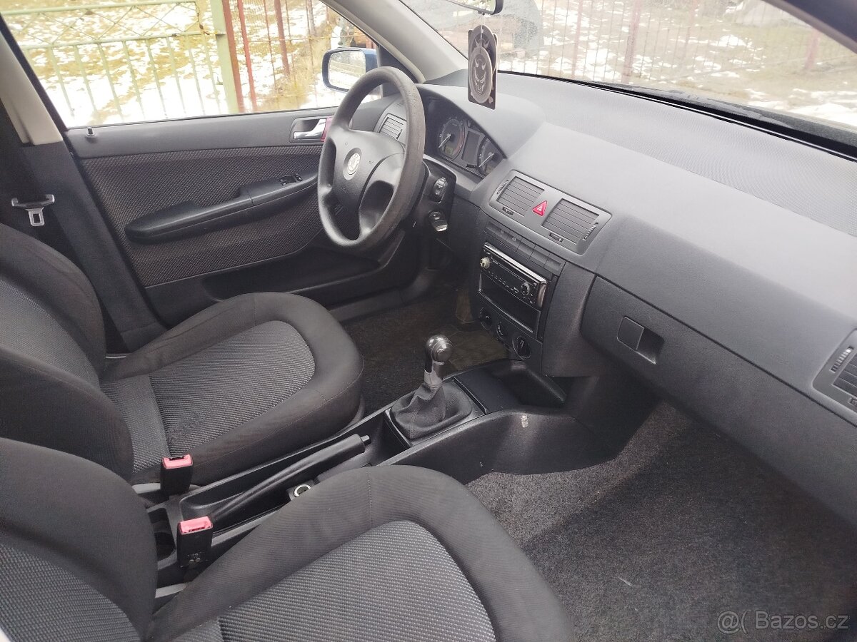 Prodám Škoda fabia 1.2 - 11