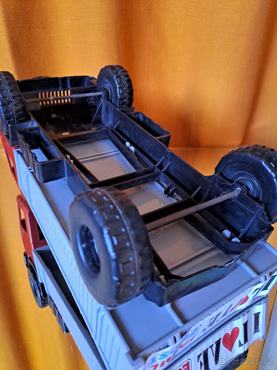 LIAZ s valníkem, Technoplast Chropyně - 11