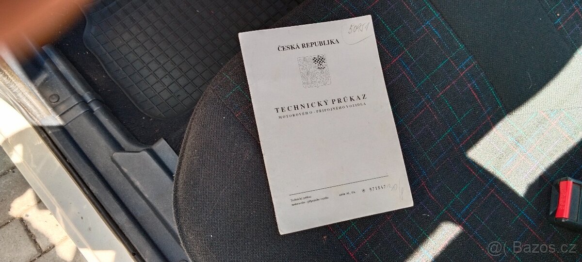 ŠKODA FAVORIT SPECIAL LINE - 11