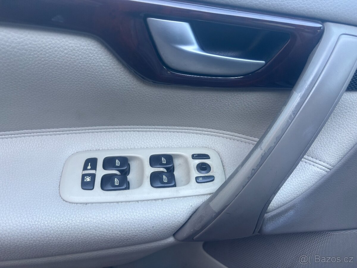 Volvo V70 2,5 AWD - 11