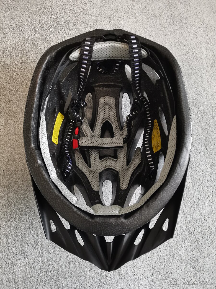 Prilba na bicykel - 11