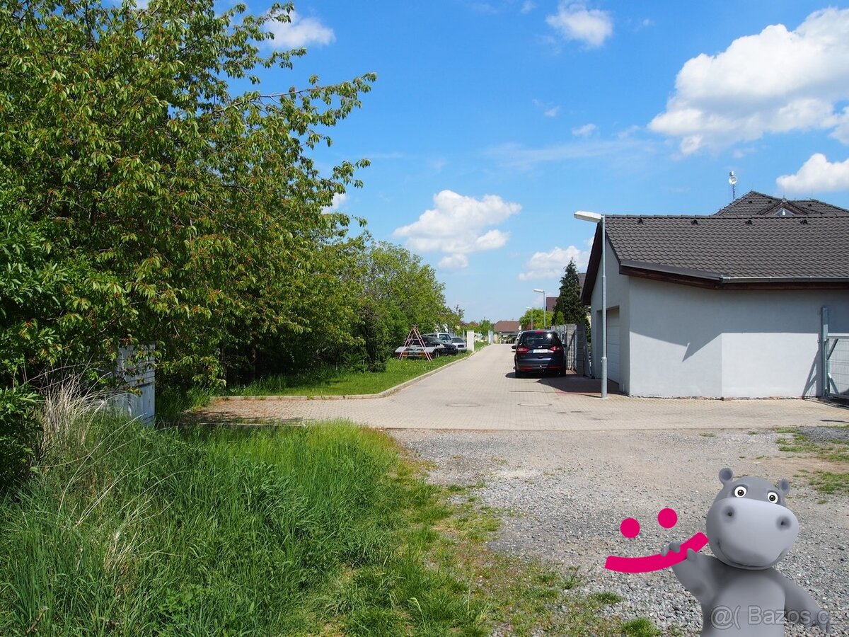 Prodej pozemku 2 653 m2 určeného pro výstavbu rodinného domu - 11