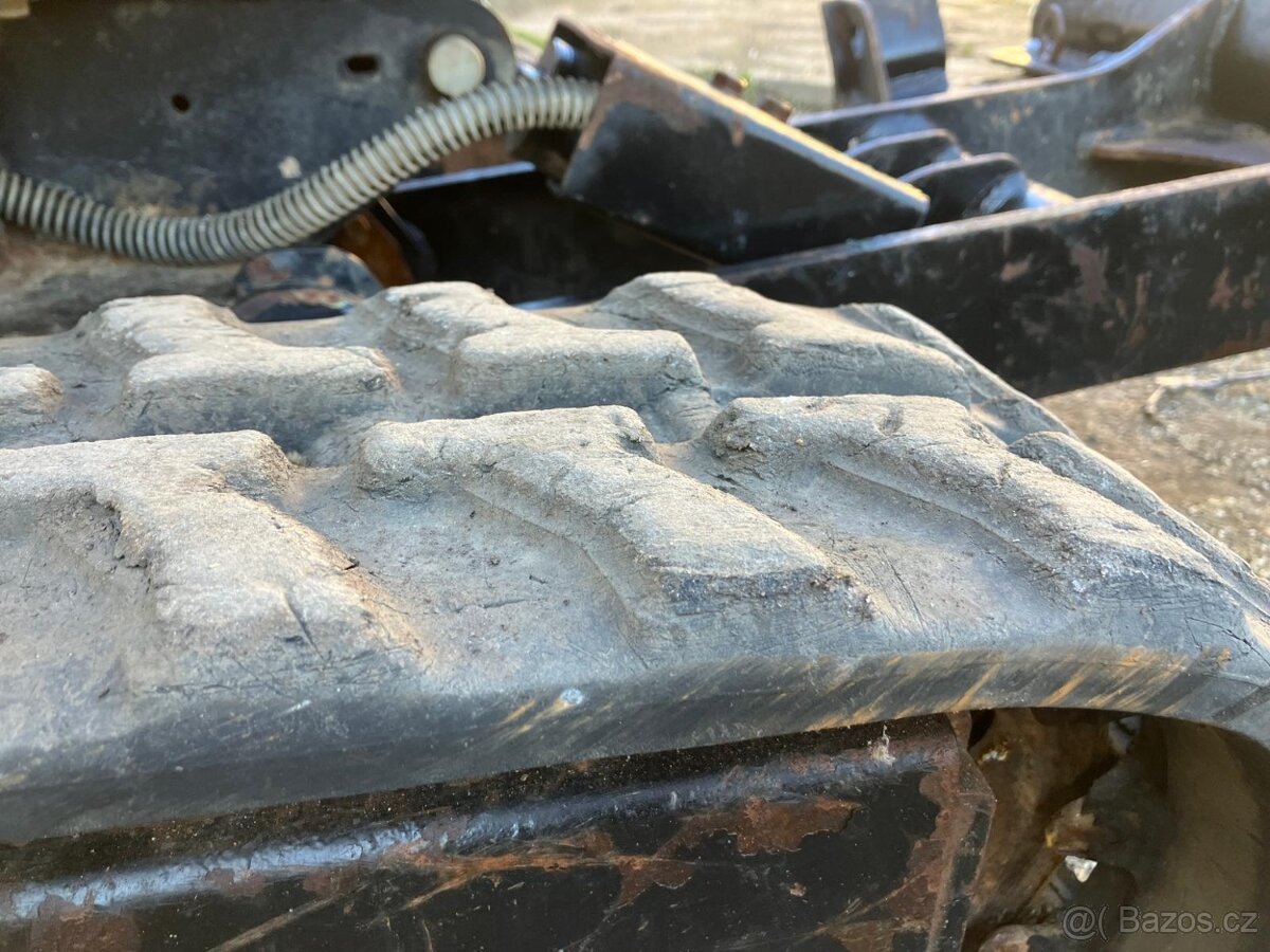 Prodám minibagr JCB 8008 CTS - 11