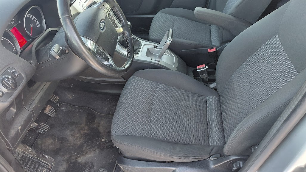 Ford Galaxy 2.0TDCi, 7míst - 11