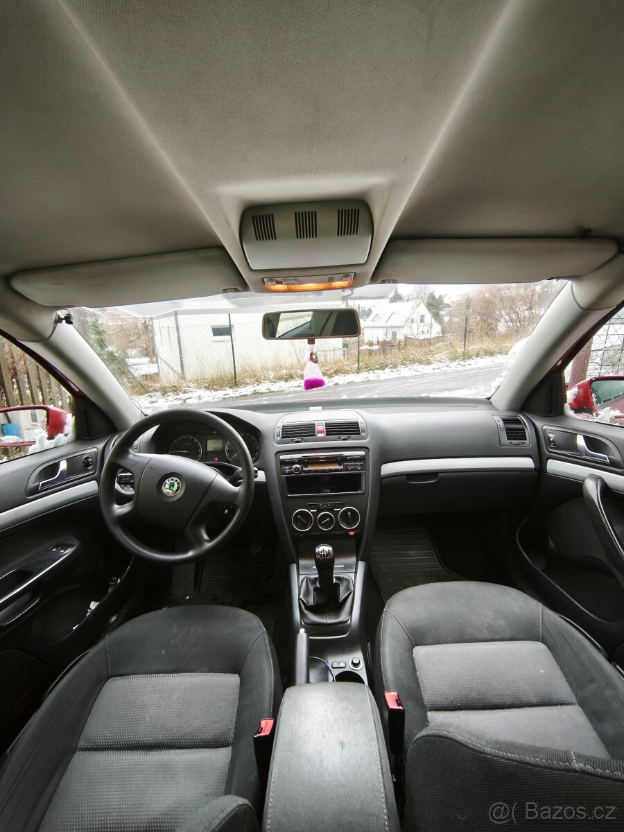 Škoda Octavia combi 1.9 TDI 77kw - 11