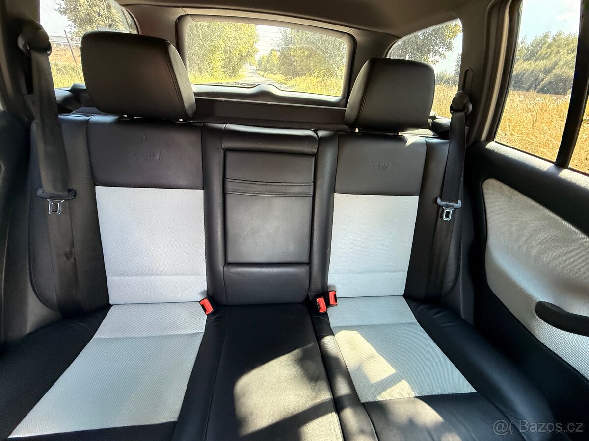 Škoda Octavia RS 1.8T - 11