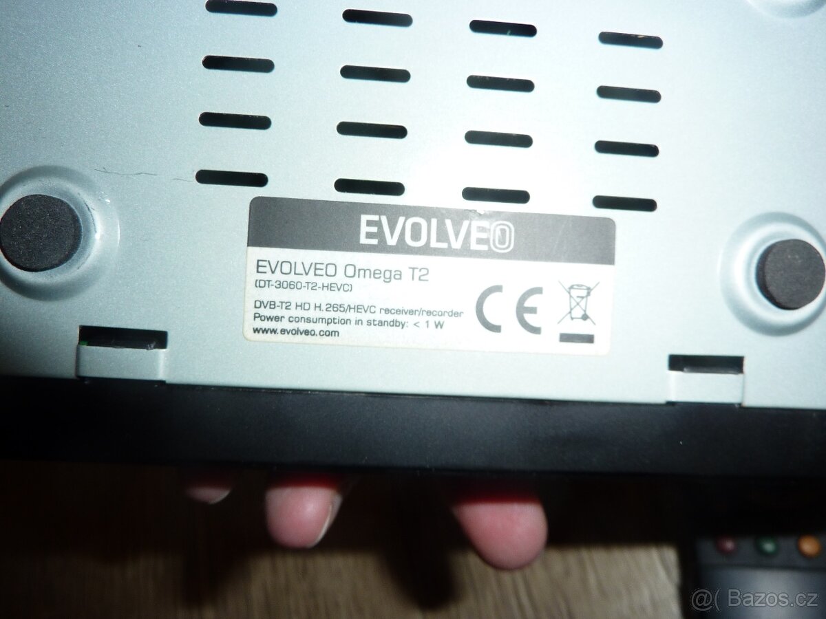 TV SHARP LC-40LE705E + set top box EVOLVE OMEGA T2 - 11