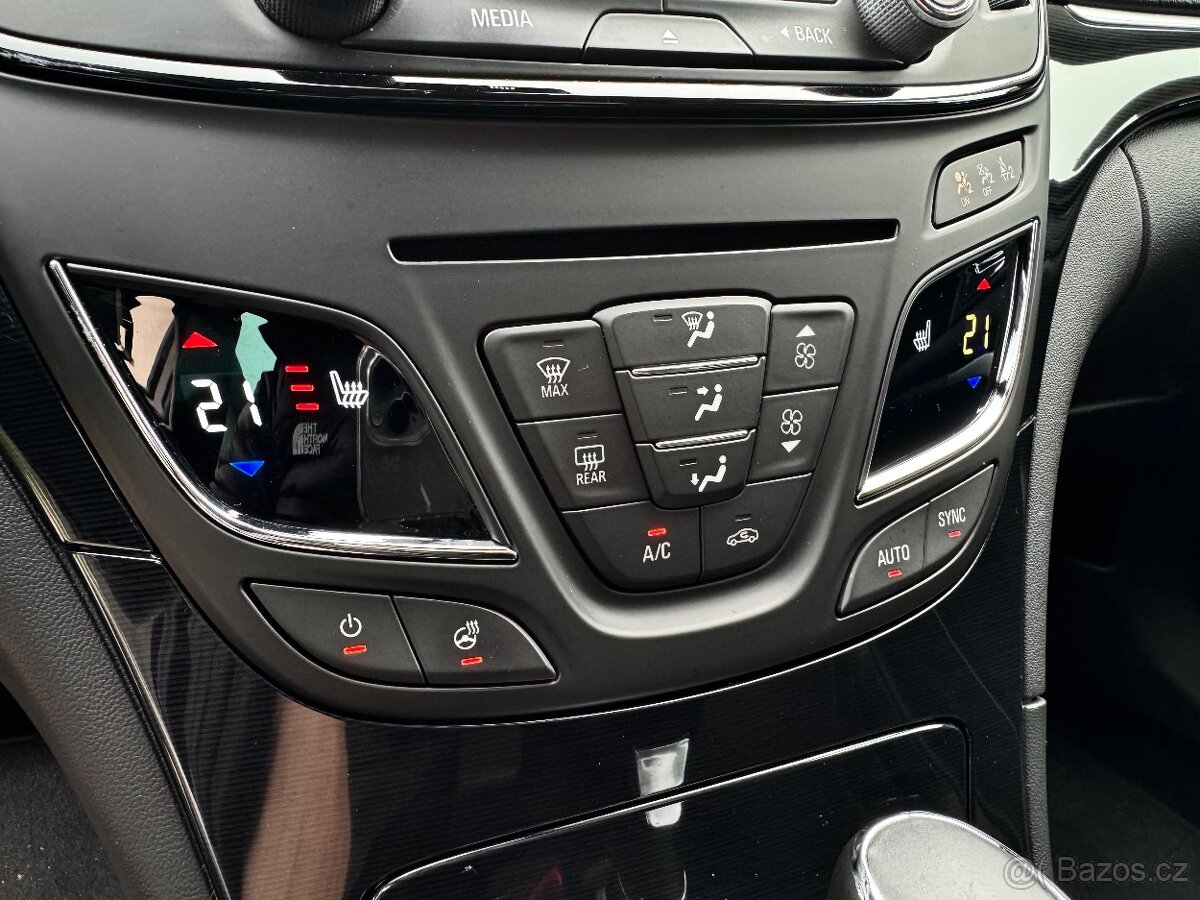 Opel Insignia Sports Tourer 2.0 CDTi AUTOMAT,1.Maj.Sada ALU - 11